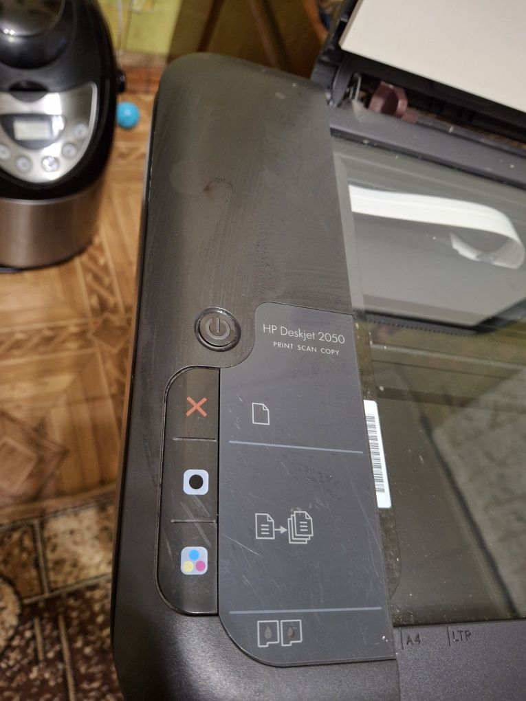 Принтер сканер ксерокс HP Deskjet 2050