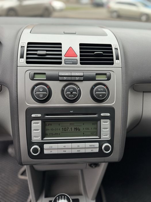 Фольксваген Туран 1.6mpi