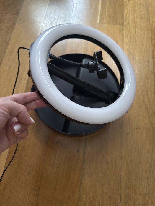Ring Light portatil Hama com suporte telescópico