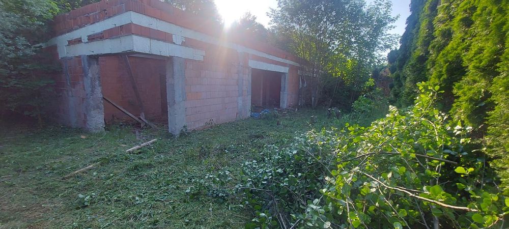 Dom jednorodzinny w budowie w Chudowie