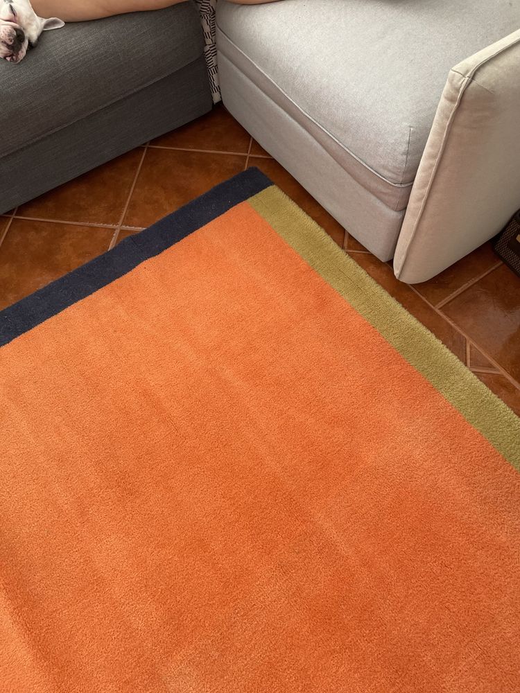 Carpete em lã fabricado em Mira de Aire