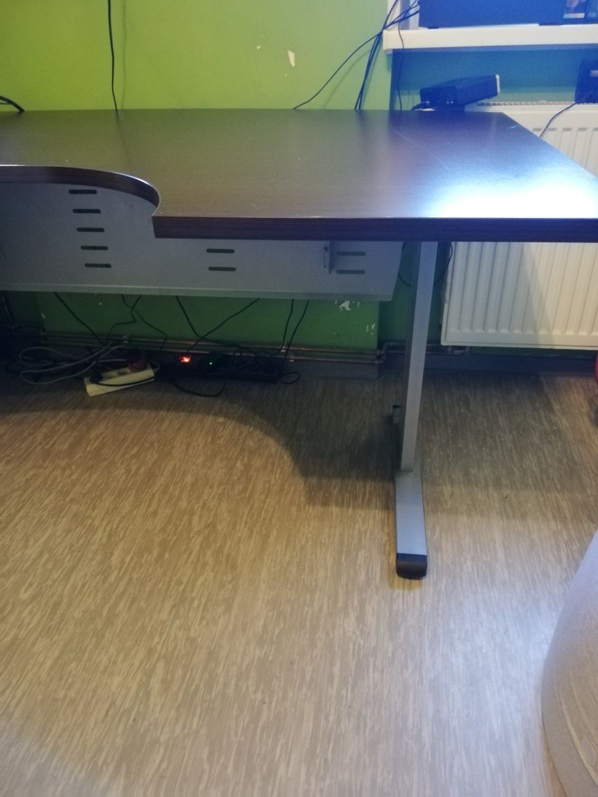 Duże biurko biurowe