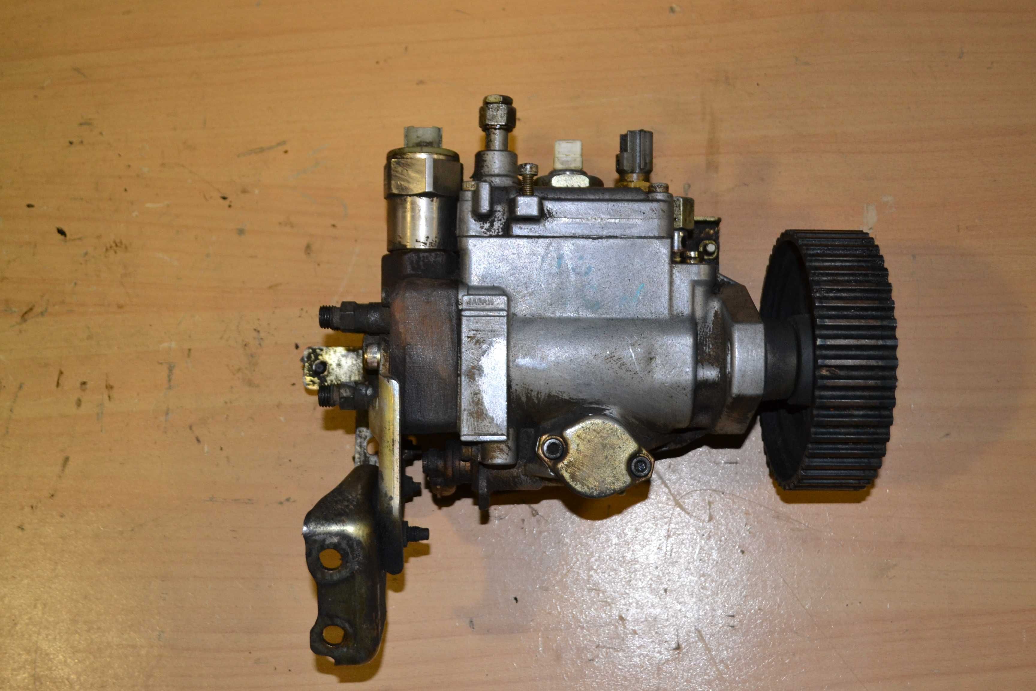 ТНВД Топливный насос Mazda Premacy 323 626 2.0 D 2001-2004 RF2F