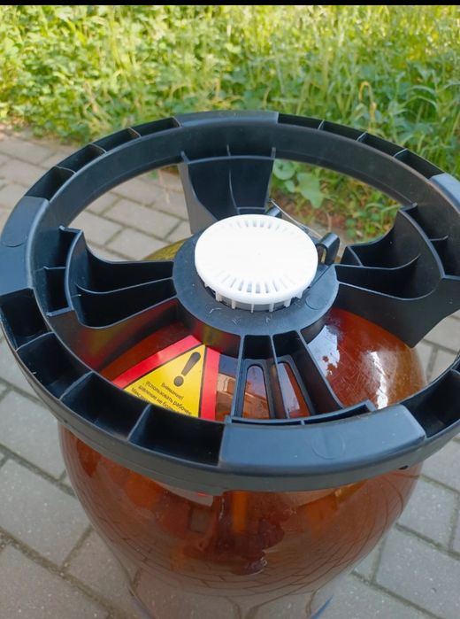 Pojemnik 30 l keg pet z uchwytem i podstawką na wino piwo cydr ocet