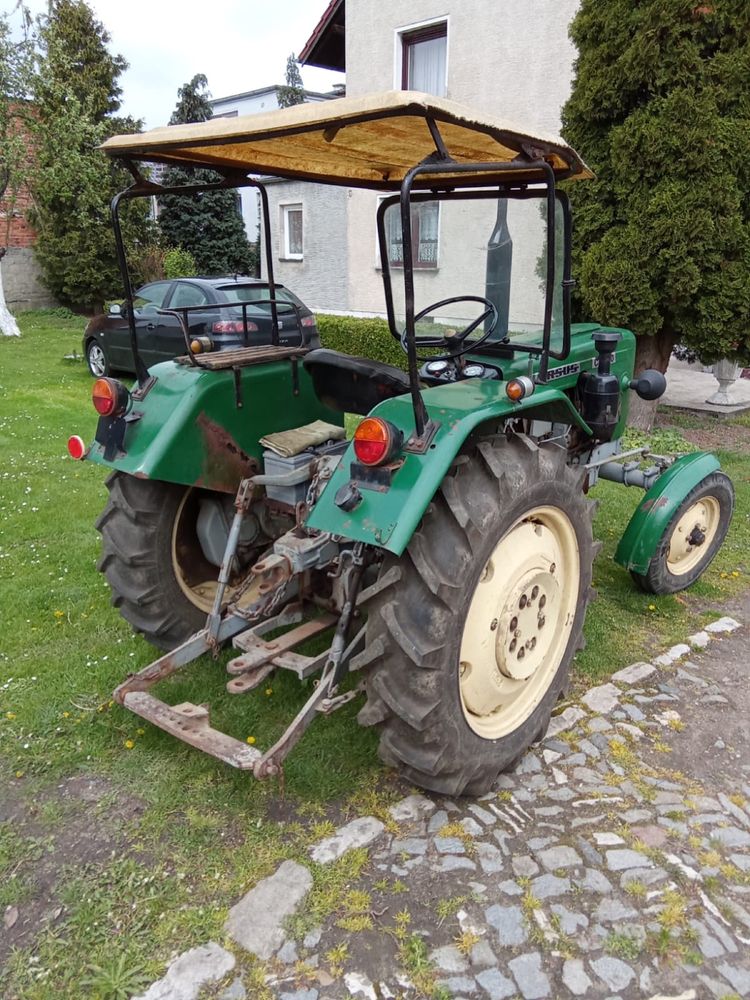 Ursus C-330 Ciągnik rolniczy, traktor