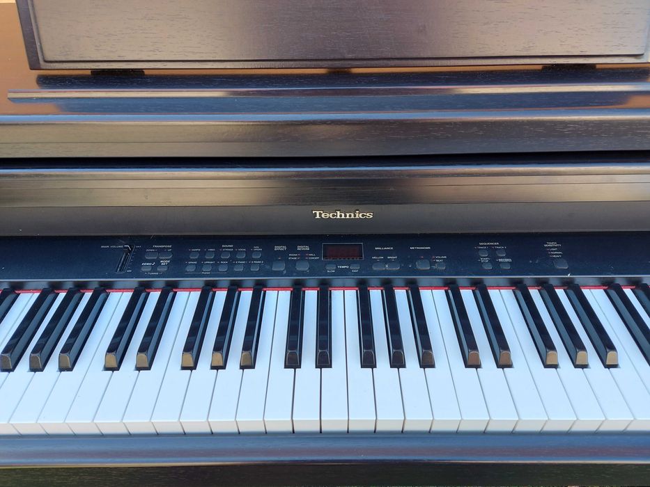 pianino cyfrowe Technics SX-PX207