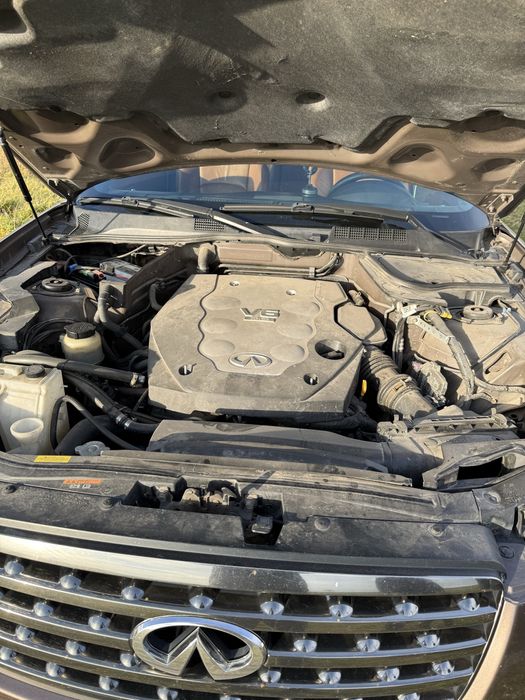 Продам автомобіль INFINITI FX35