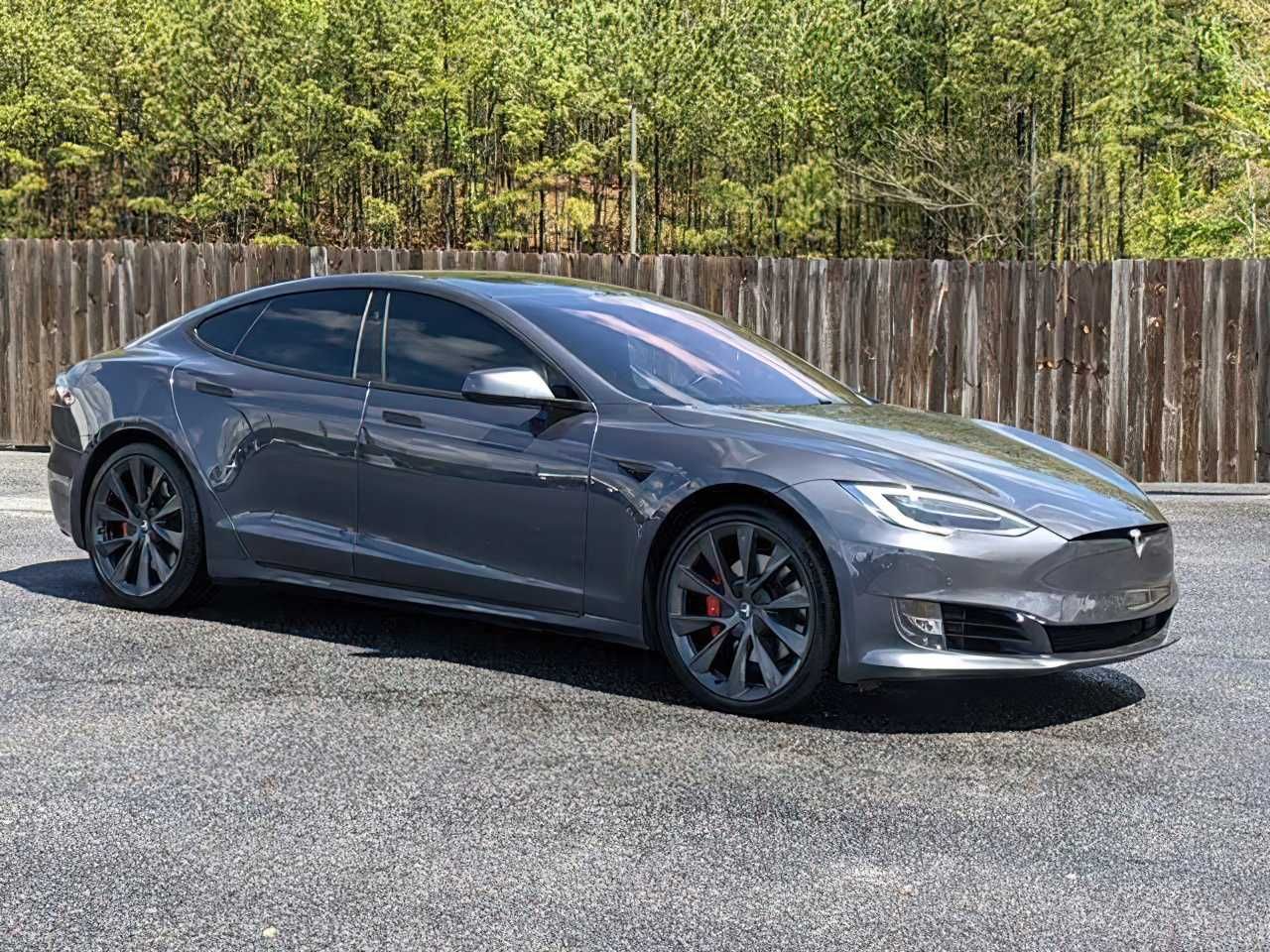 Tesla Model S 2019