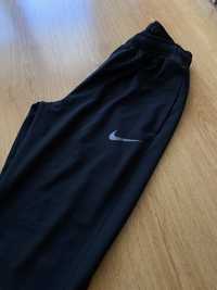 Dresy damskie Nike Dri-Fit M