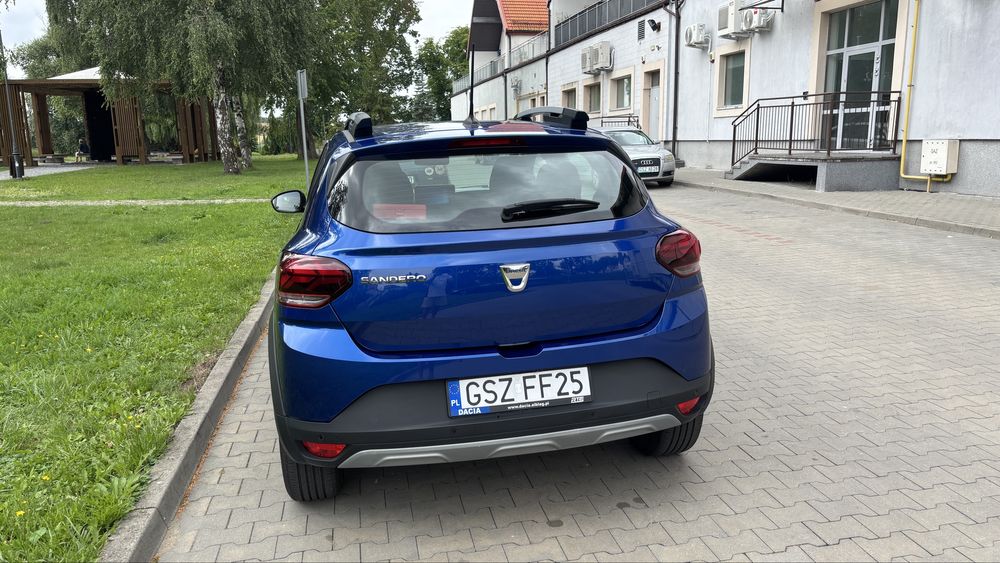 Sprzedam samochód Dacia Sandrero niski przebieg