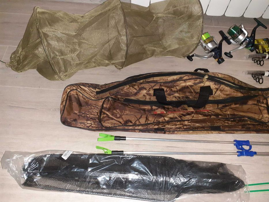 Zestaw wędkarski - 2 wędki 2,7 m, kołowrotki, pokrowiec + osprzęt