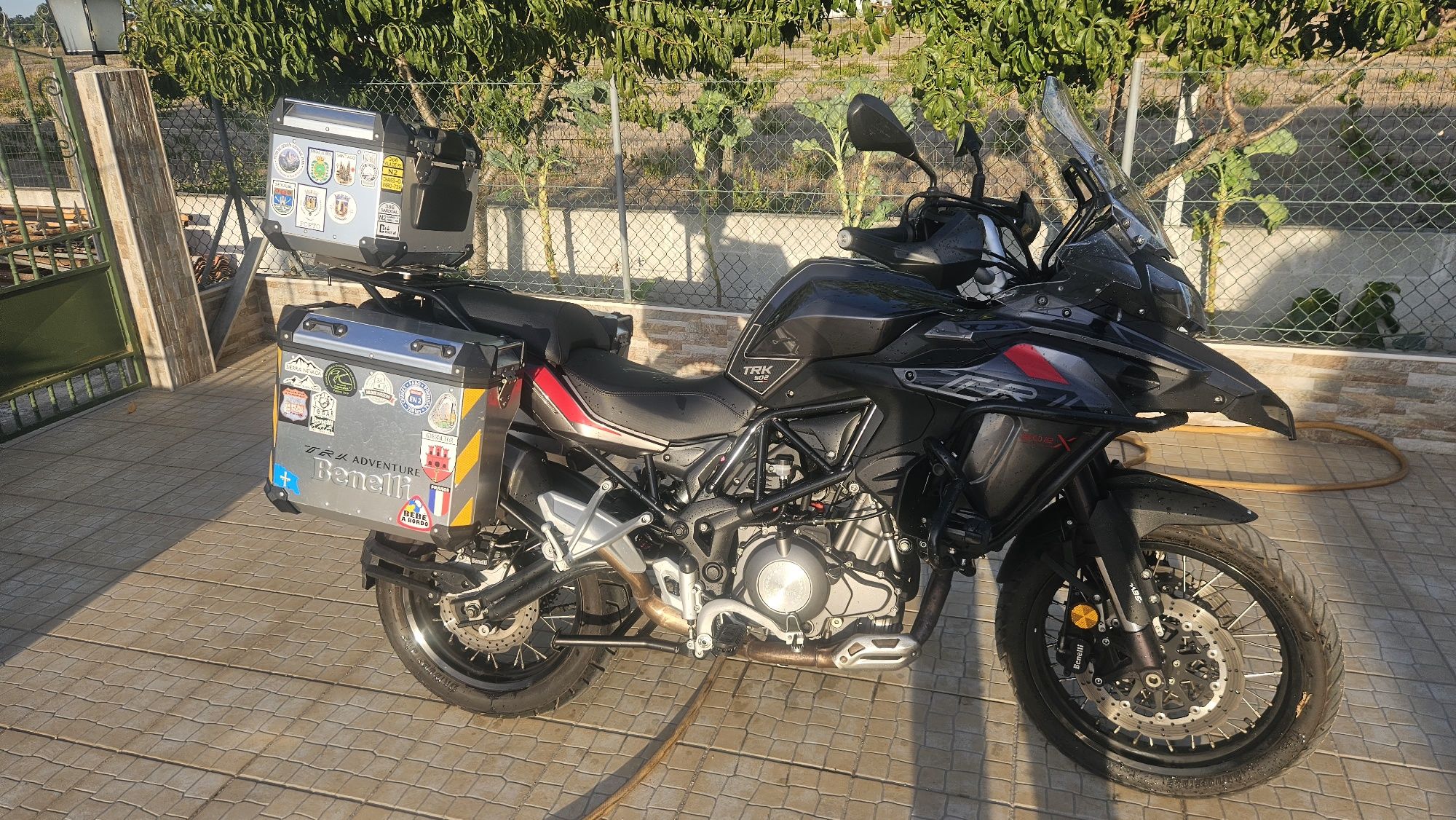 Benelli TRK 502x