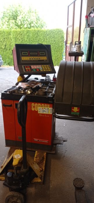 wyważarka do kół CORGHI em89 do 22 cali