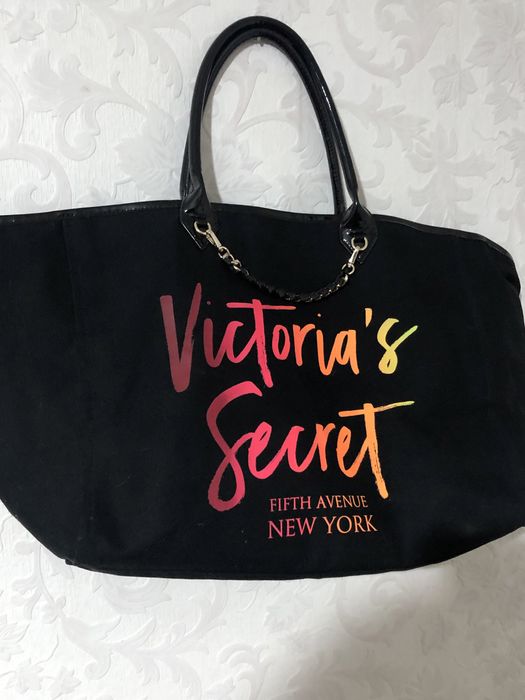 Сумка велика  Victoria's Secret НОВА