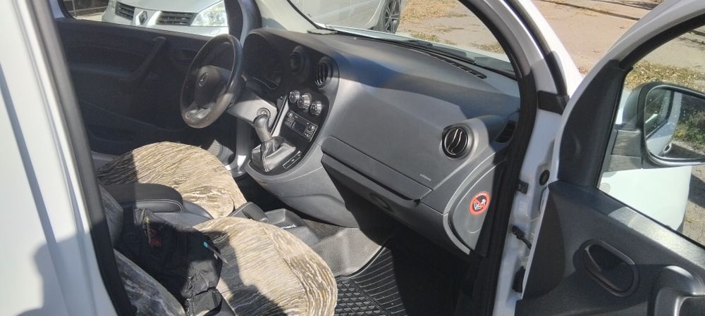 Мерседес сітан )