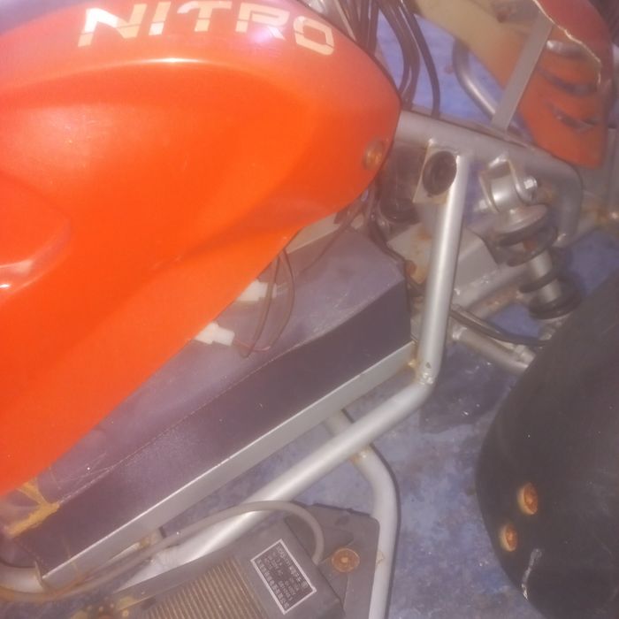 Moto quatro criança motor eléctrico