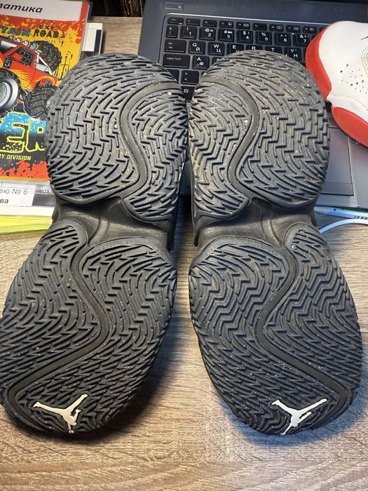 Кроссовки Nike !