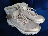 Buty trekkingowe Reserved