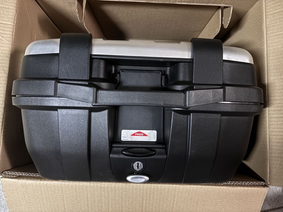 Top Case Givi TRK52N Trekker