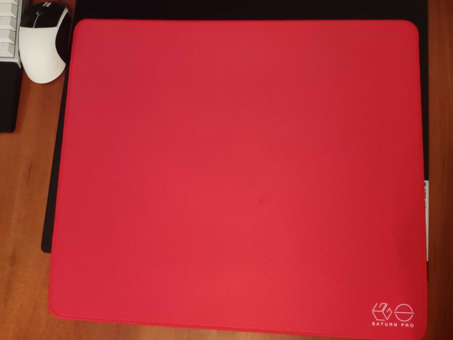 Podkładka pod mysz Lethal Gaming Gear Saturn Pro XL xSoft Red  49x42cm