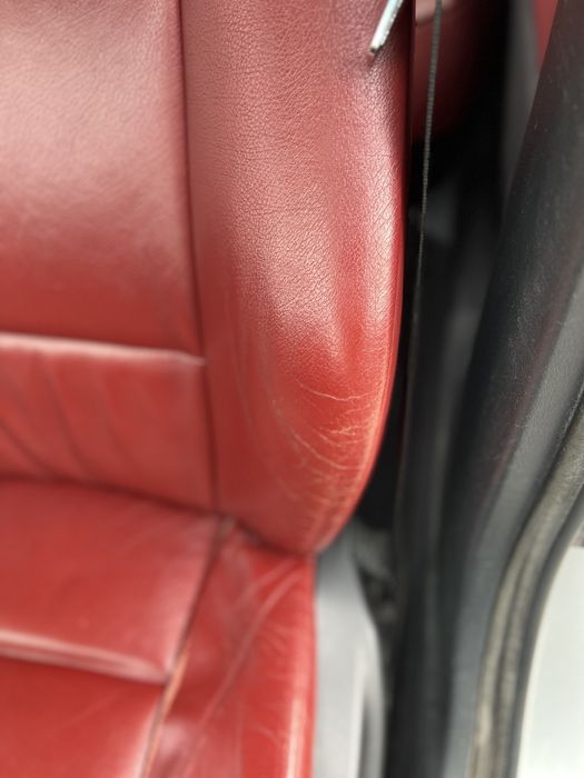 Komplet fotele przód tył boczki czerwone skóry Bmw seria 3 e46 touring