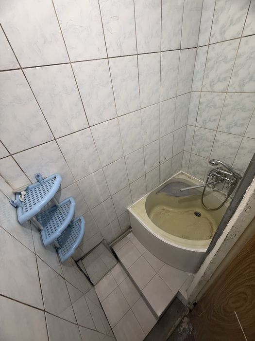 Здам  або продам .2 кім на Петрівці
