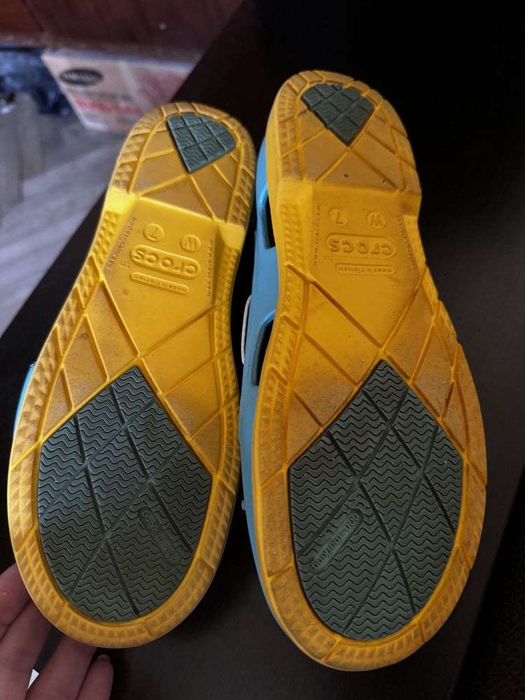 Продам мокасини Crocs W7, устілка 24,5 см