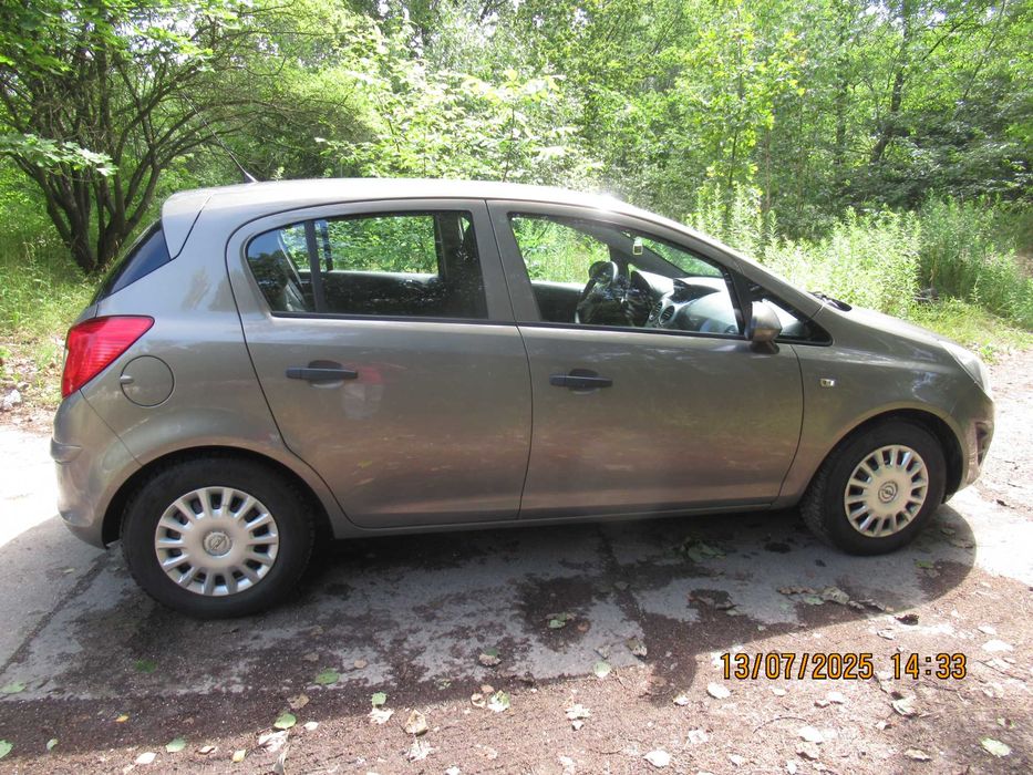 OPEL CORSA - niski przebieg