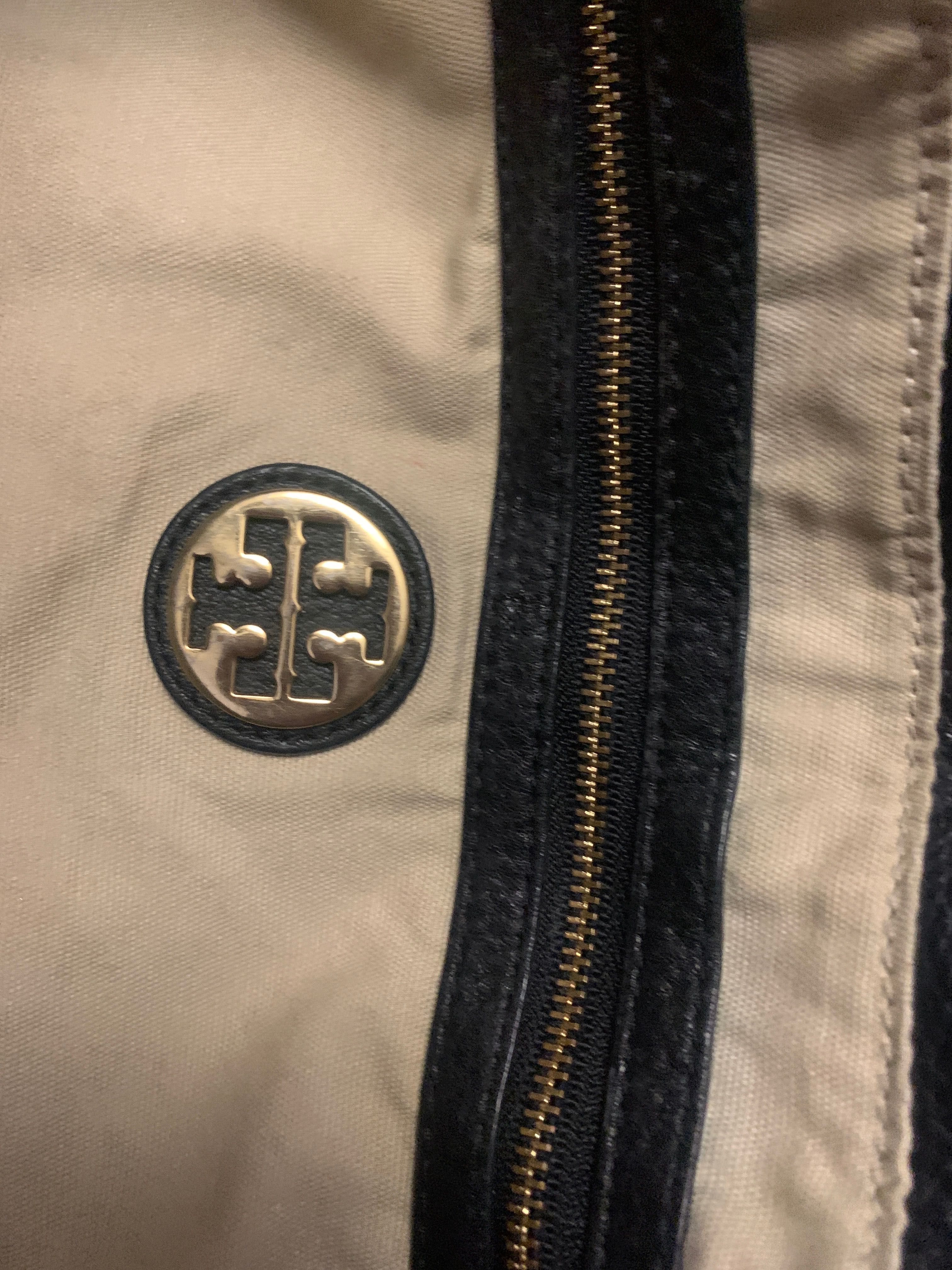 Сумка Tory Burch.