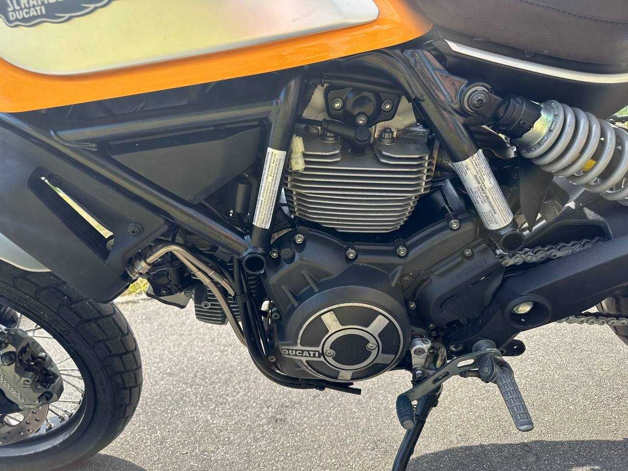Мотоцикл Ducati Scrambler 800 2017 рік