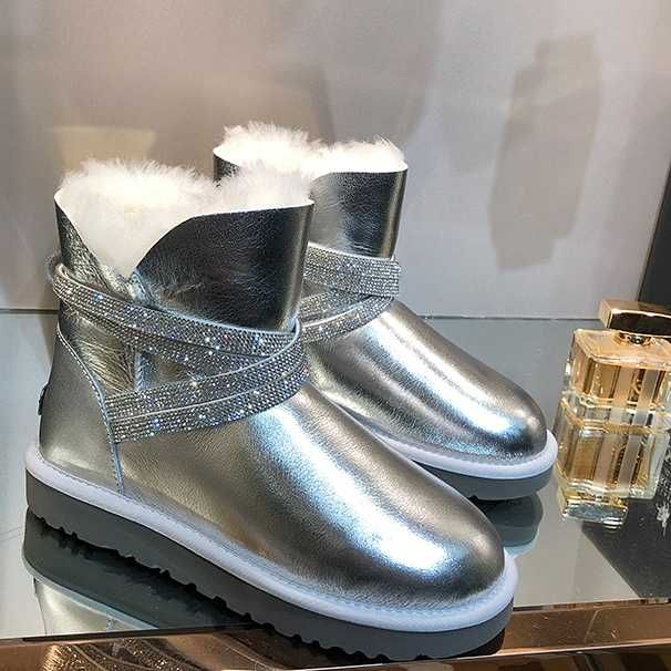 Крутезні черевики ботинки  UGG