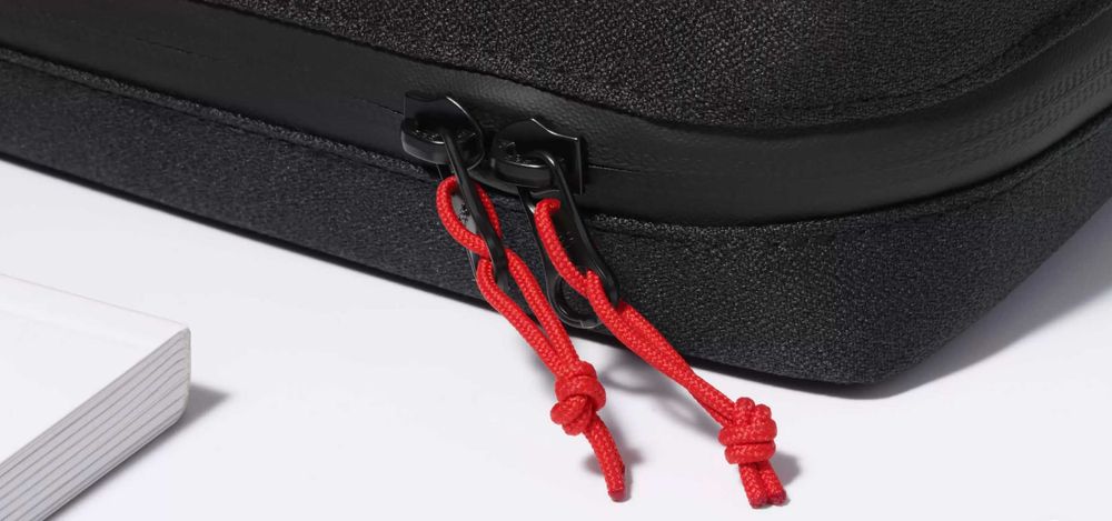 OnePlus Travel Tech Pouch – Оригінал, Нова