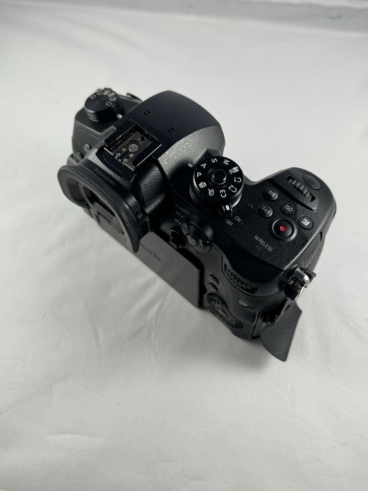 Panasonic Lumix GH5