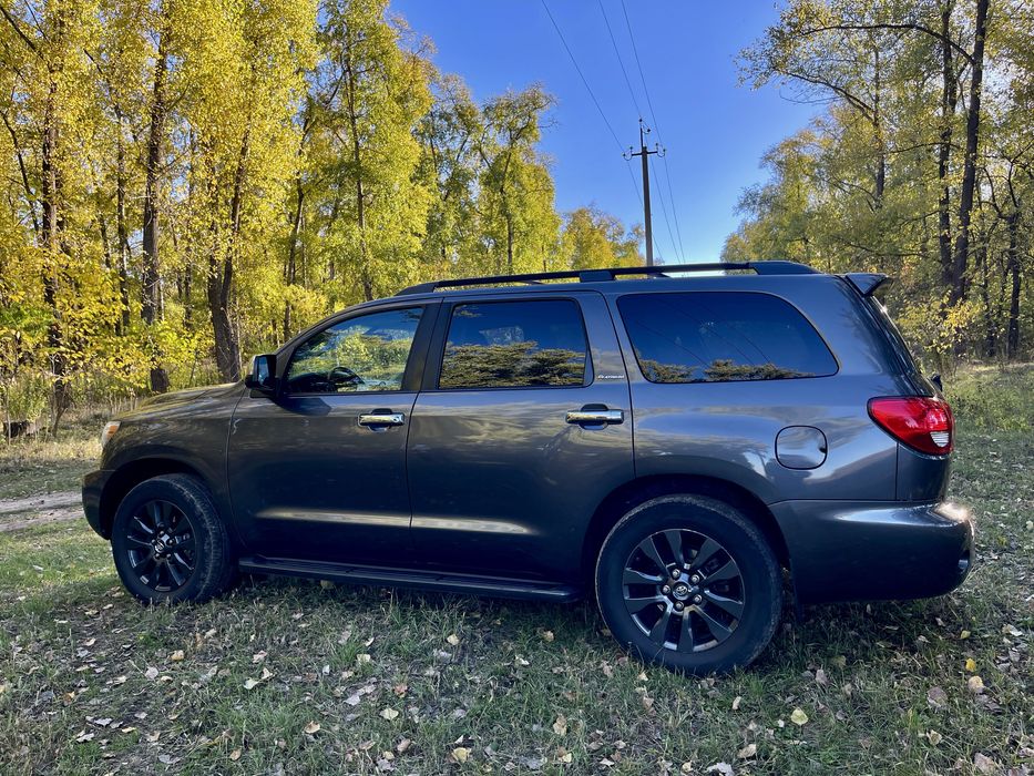 Toyota Sequoia Platinum