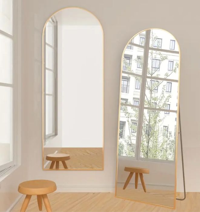 Lustro stojace w zlotej ramie polokragle owalne 162x53cm