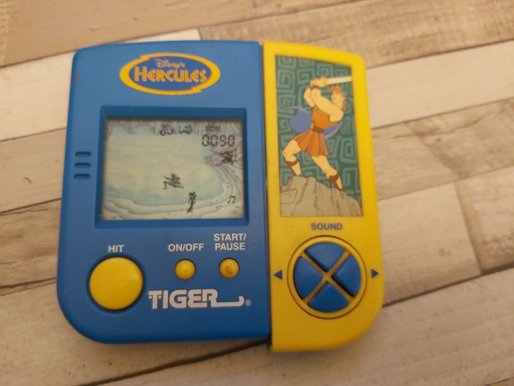 Stara gra elektroniczna Tiger Hercules