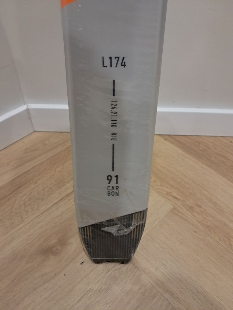 Narty Salomon MTN 91 CARBON 174cm