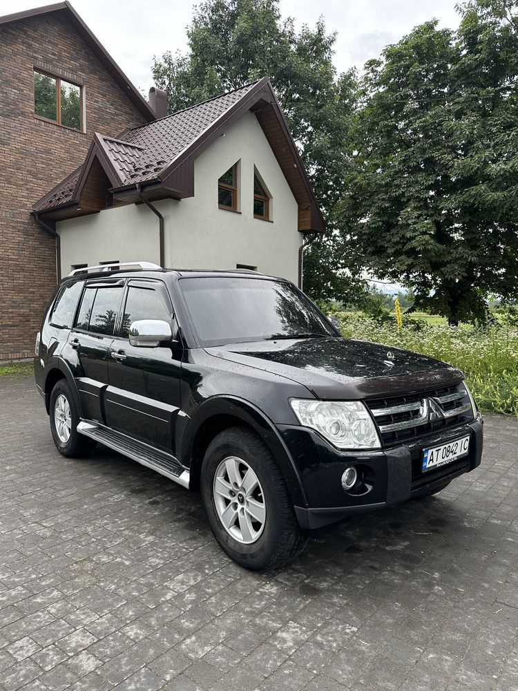 Mitsubishi Pajero Wagon