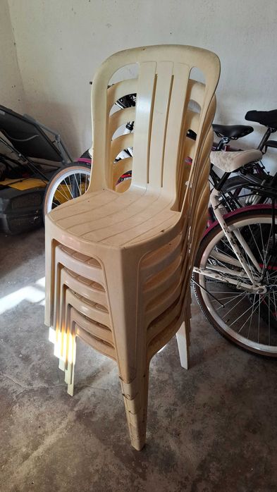 Krzesła ogrodowe plastikowe - 6 szt.