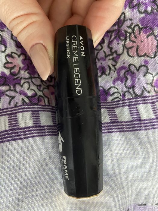 Nowa szminka do ust Creme legend a-lister
