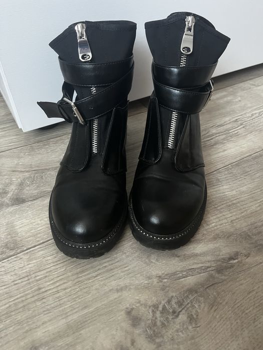 Ботинки осінь весна