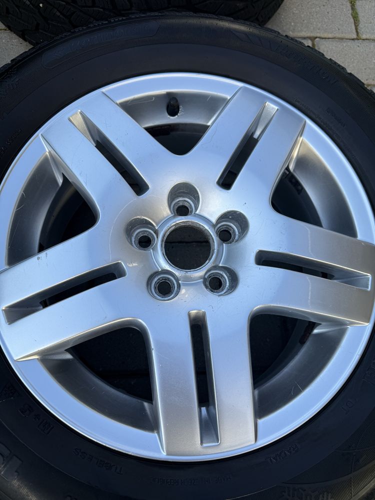Felgi 5x100 r15 z oponami zimowymi