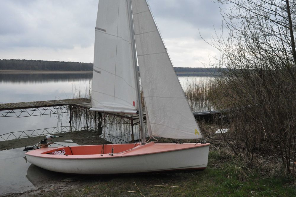 Żaglówka rodzinna jacht jak Omega4,5metra Kompletna może być wędkarska