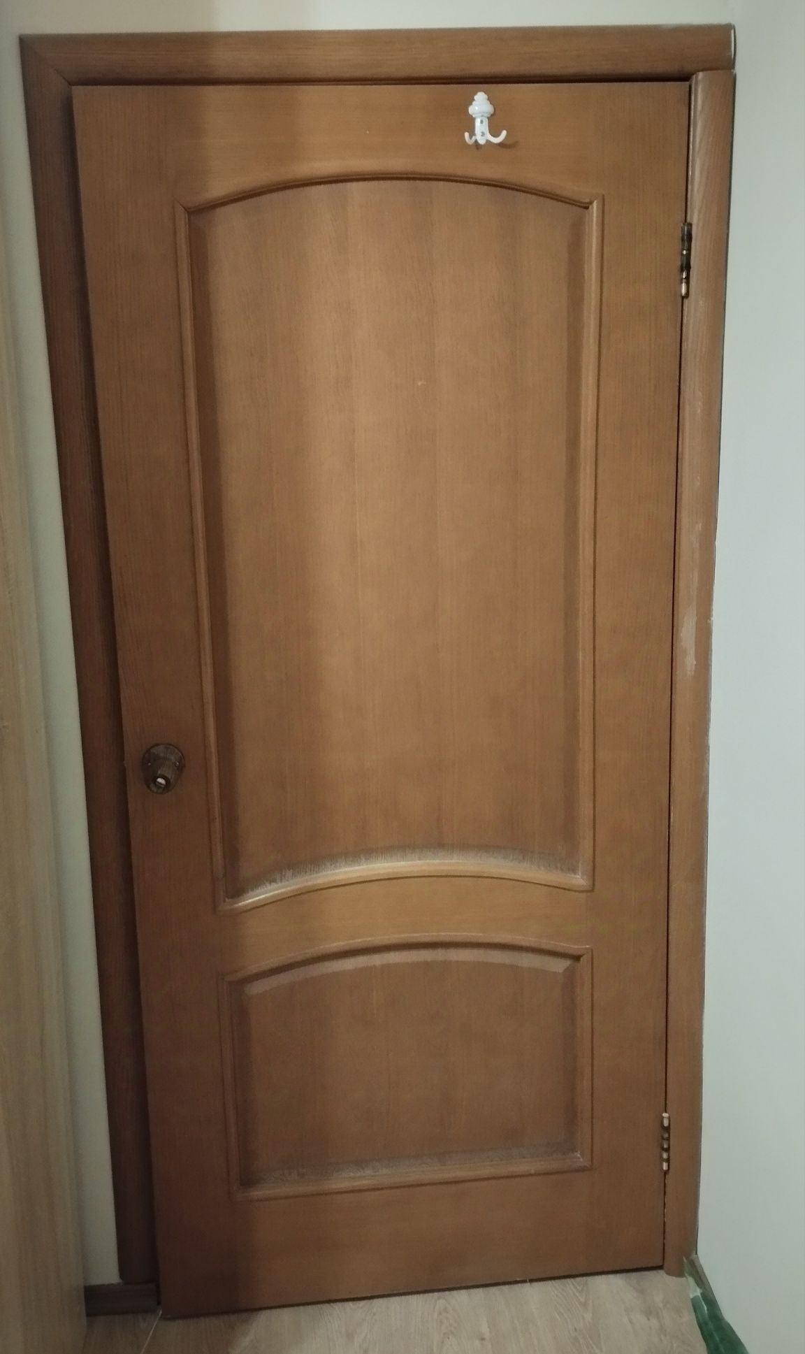Продам 2 шт дверей, ціна за 1 шт