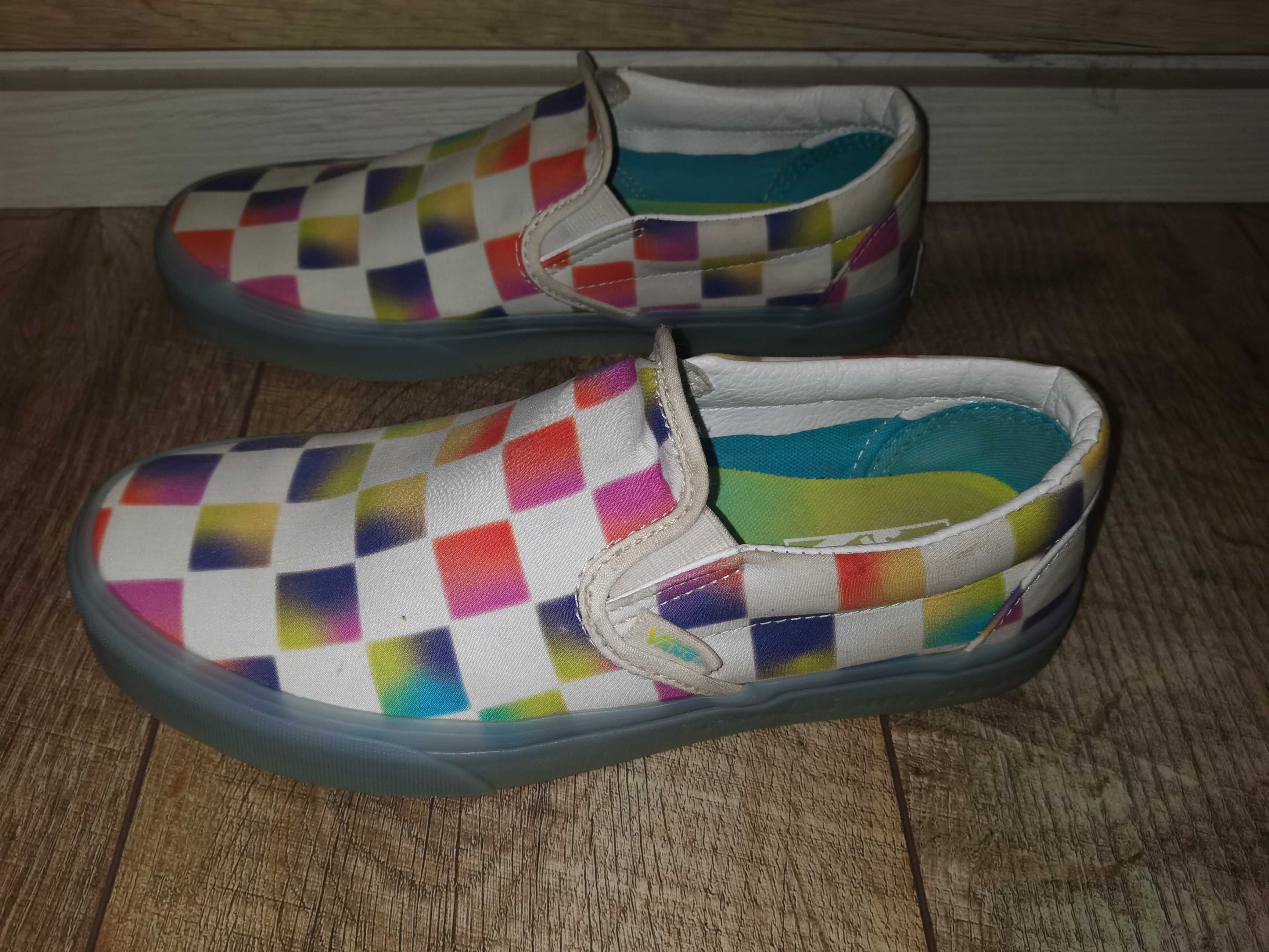 Кеди кросівки Vans Slip-one розмір 39 (25 см.)