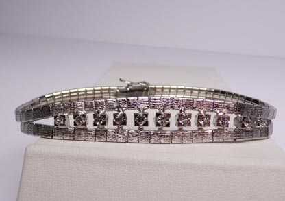 Srebrna bransoletka taśma z kryształkami 18,5 cm.  6,2 - 11,7 mm.