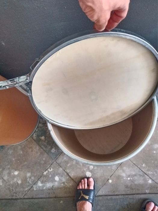 Картонные бочки с крышками для хранения