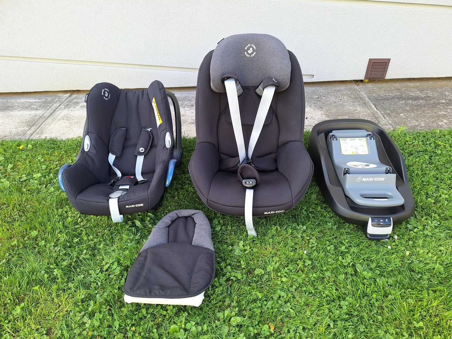 Fotelik samochodowy dla dziecka 0-36m, komplet, EasyFix Maxi-Cosi