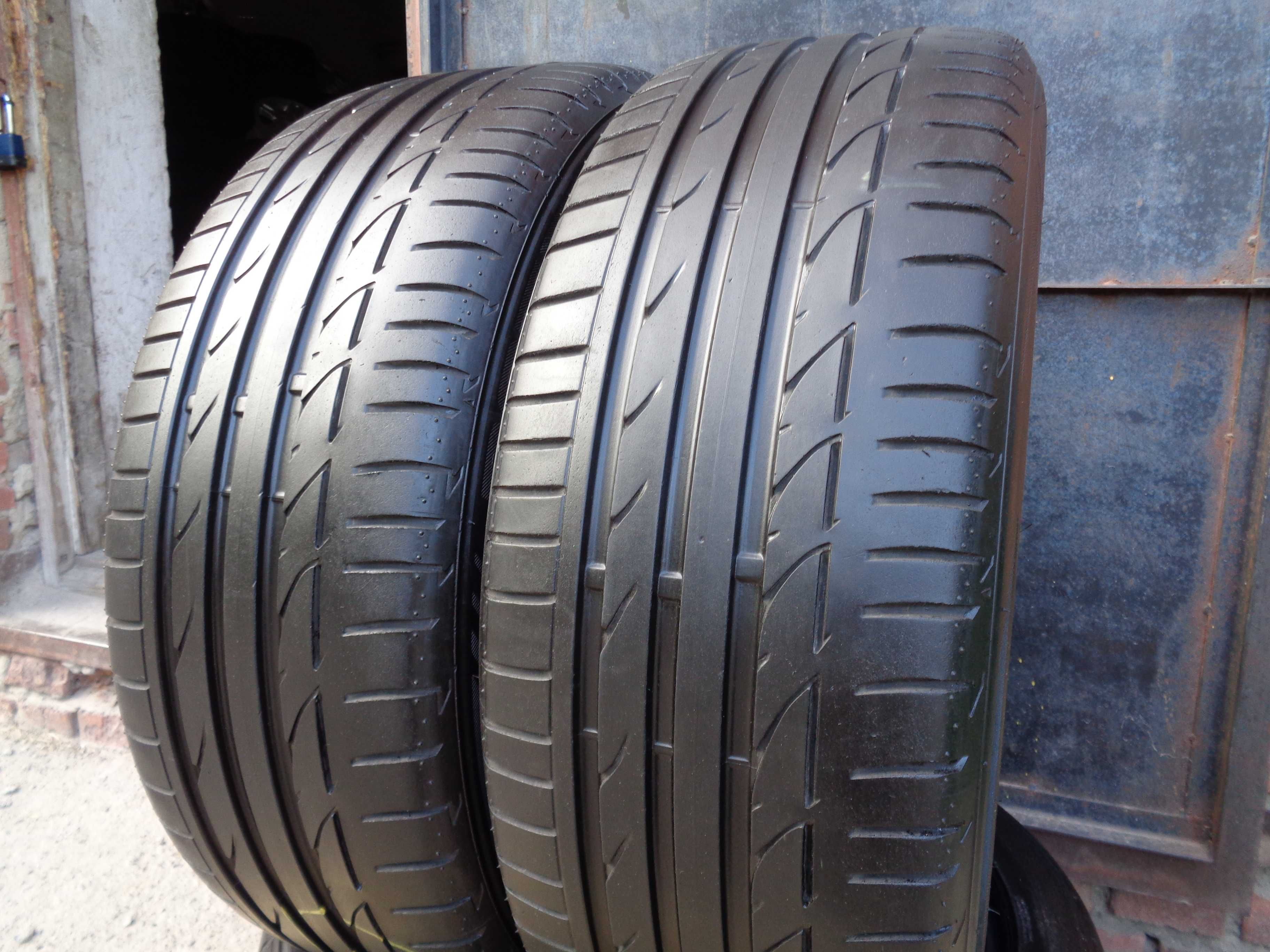 Bridgestone Potenza S001 235/45r19 2шт, 14год, 5+мм, ЛЕТО из Германии