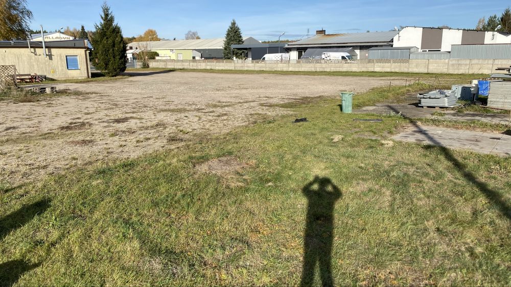 Wynajmę teren w Budzyniu , idealny pod hurtownię , komis , parking